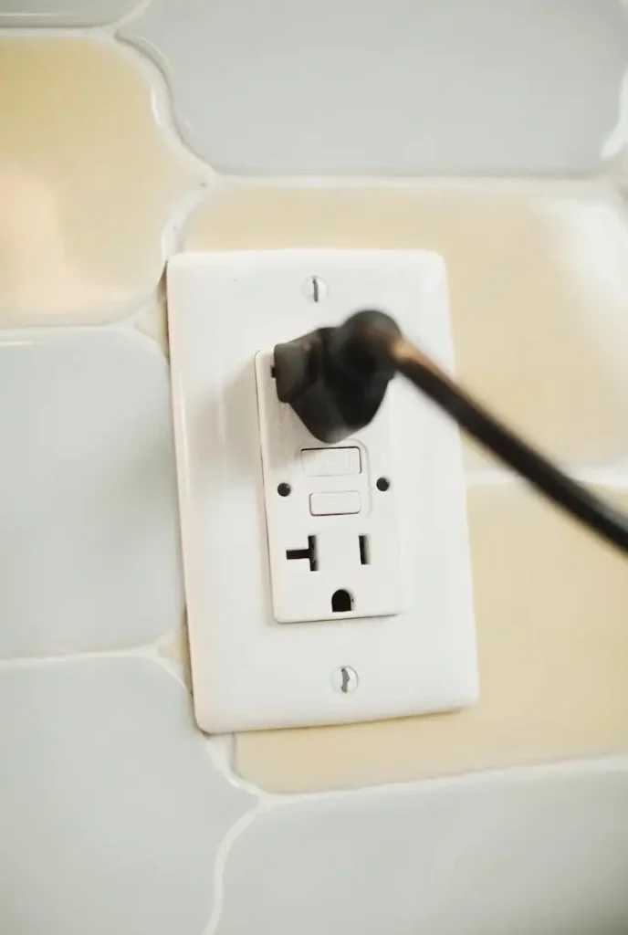 Smart Plug vs Smart Outlet